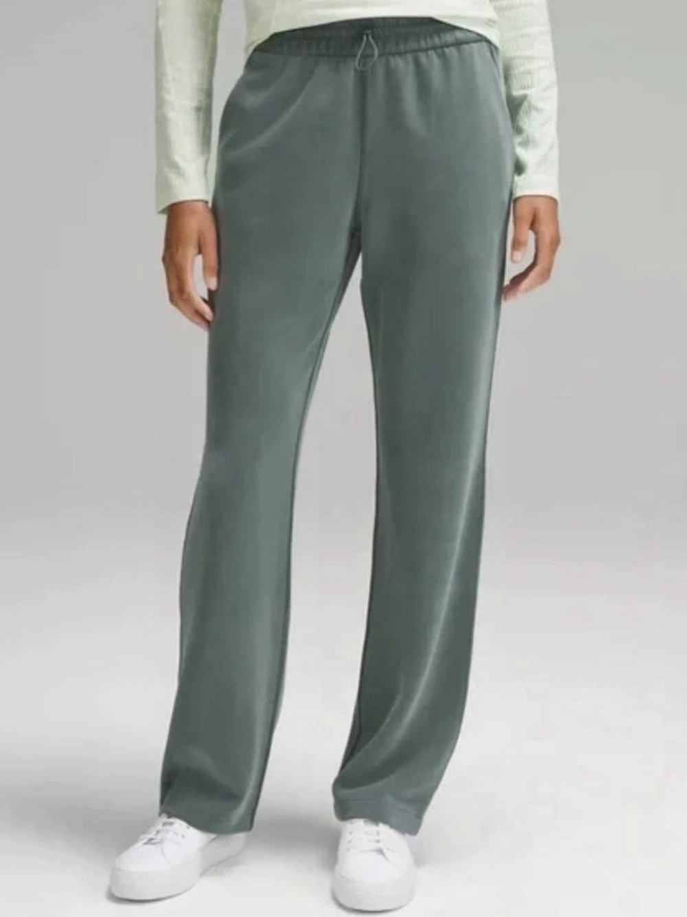 Lululemon Softstreme High-Rise Pant *Regular Size 8 Dark Forest Inseam 31”